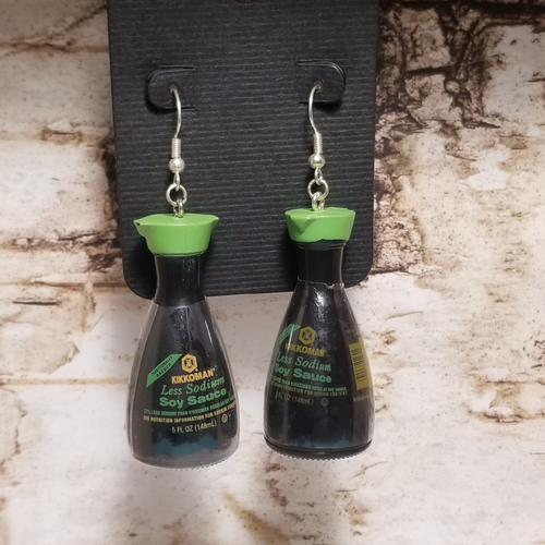 Miniature soy sauce arrings